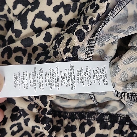 Nasty Gal Collection Leopard Print Flared Pants Made in UK Size 8 - Picture 10 of 12